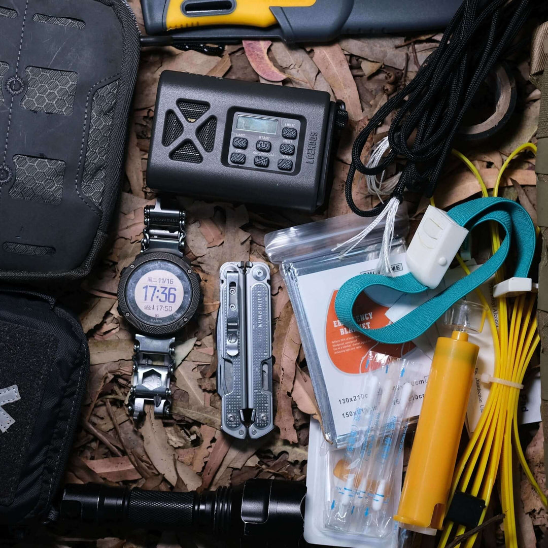 Emergency preparedness kit featuring Leehoos Emergency Radio.